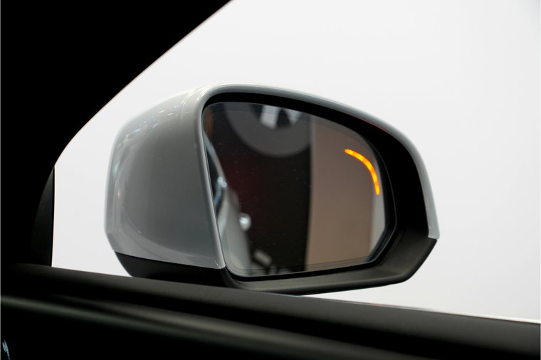 Vehicle Image 35