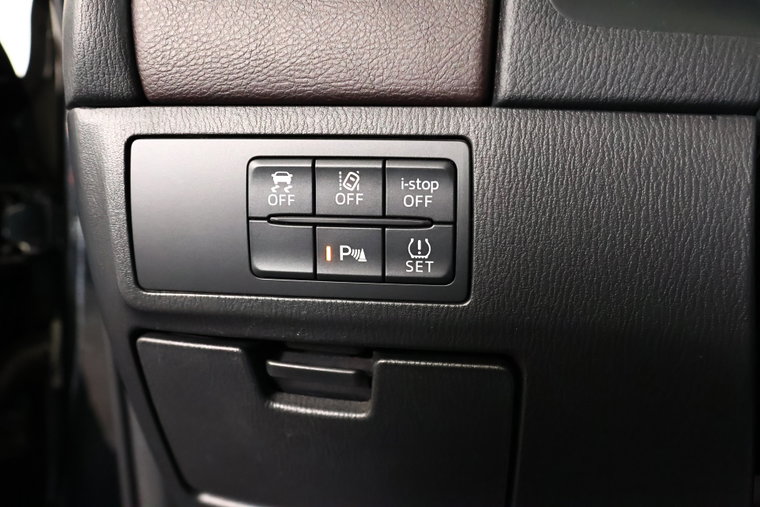 Vehicle Image 27