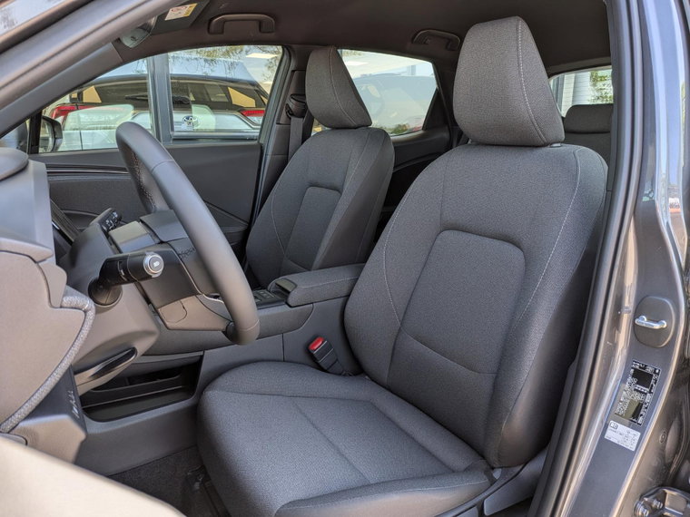 Vehicle Image 15