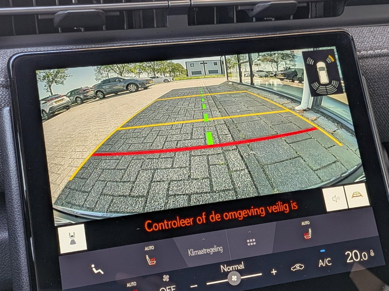 Vehicle Image 30