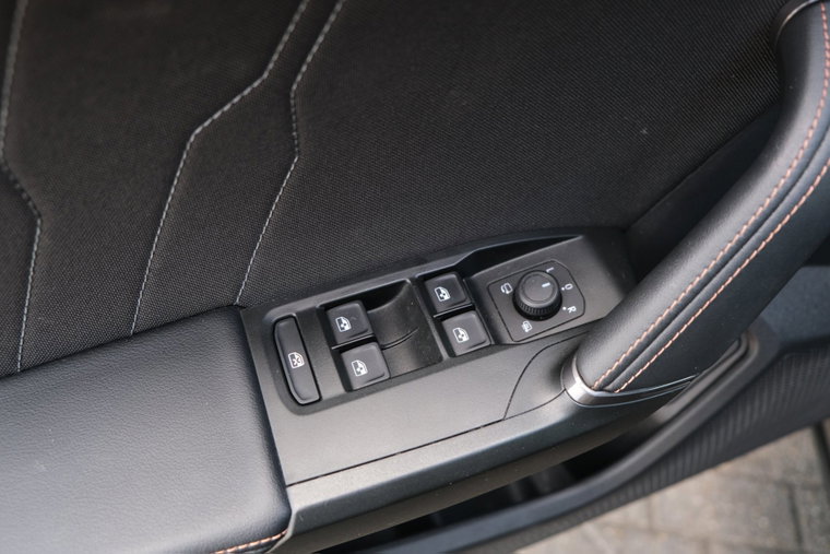 Vehicle Image 39