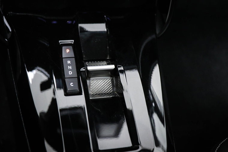 Vehicle Image 38