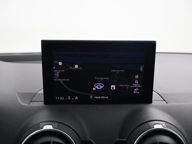 Vehicle Image 29