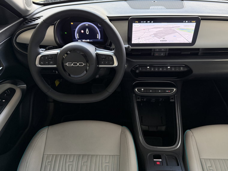 Vehicle Image 24