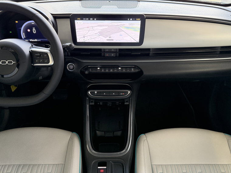 Vehicle Image 25