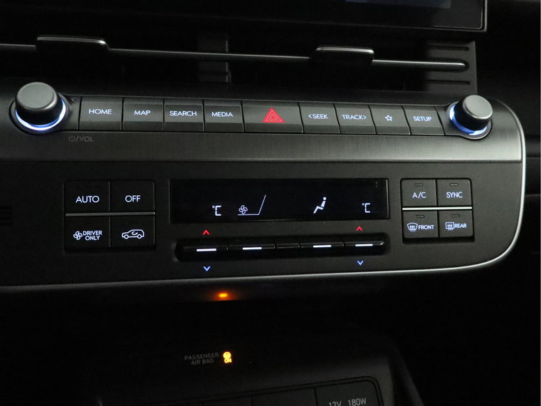 Vehicle Image 28