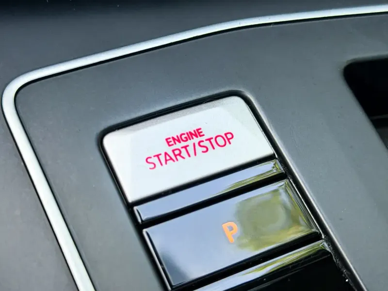 Vehicle Image 30