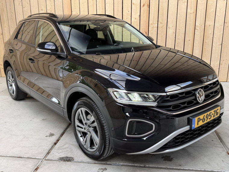Vehicle Image 38