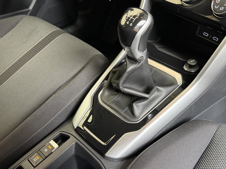 Vehicle Image 50
