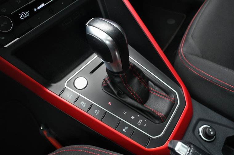 Vehicle Image 24