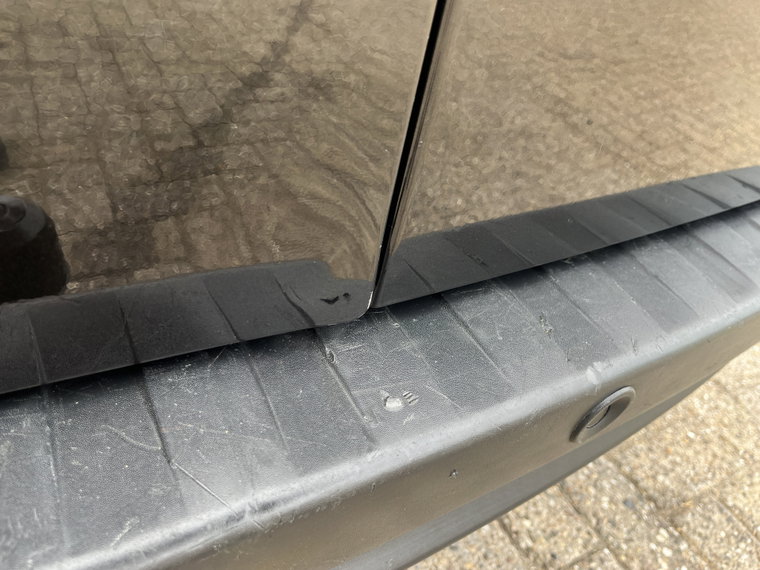 Vehicle Image 38