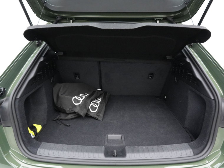 Vehicle Image 39