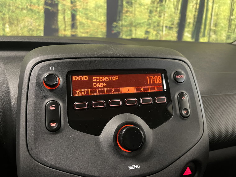 Vehicle Image 12