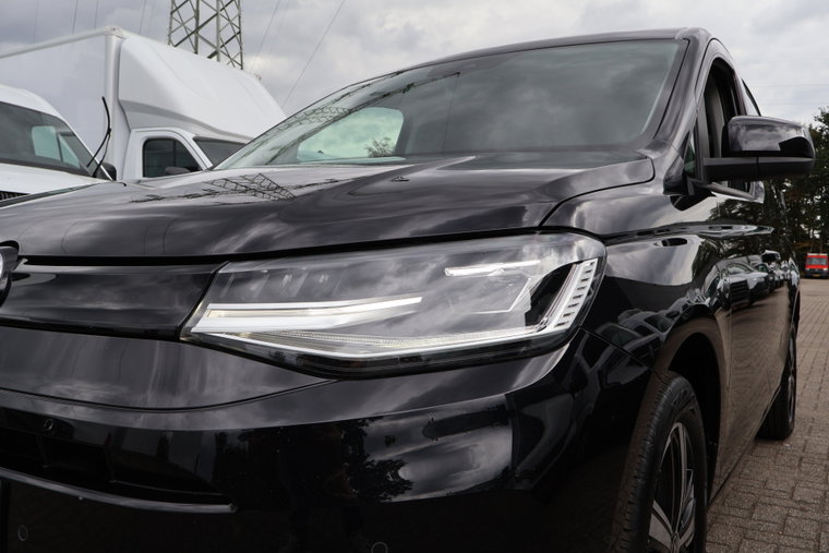 Vehicle Image 36