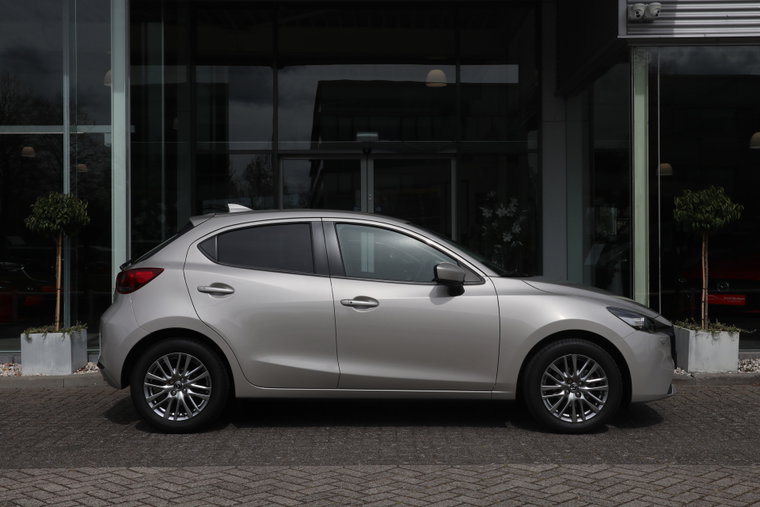 Vehicle Image 15