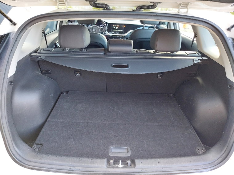 Vehicle Image 32