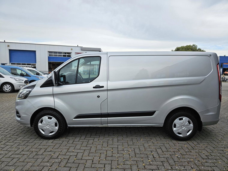 Vehicle Image 23