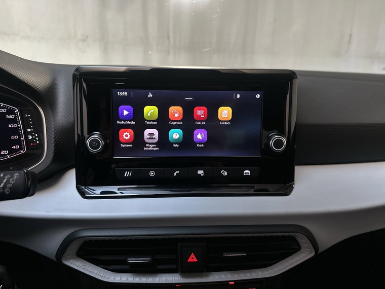 Vehicle Image 14