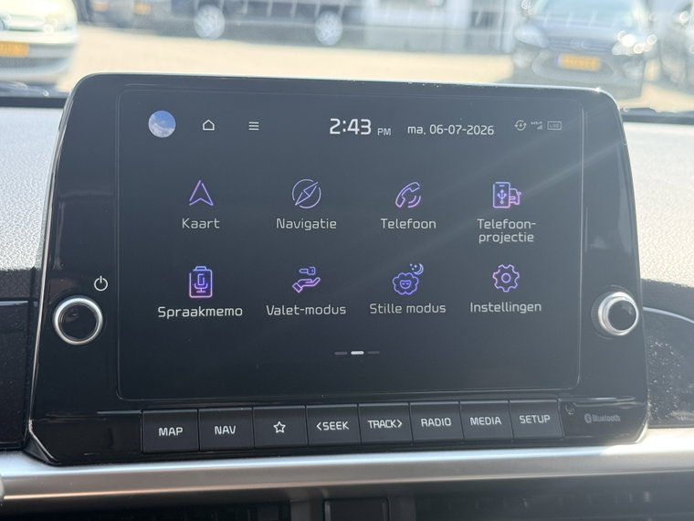 Vehicle Image 35