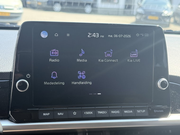 Vehicle Image 36