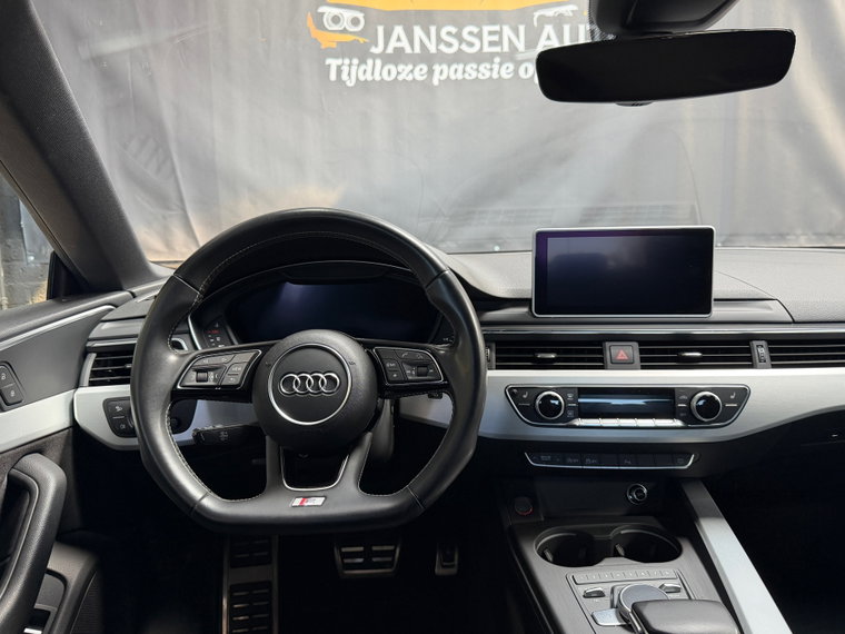 Vehicle Image 41