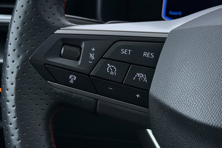 Vehicle Image 40