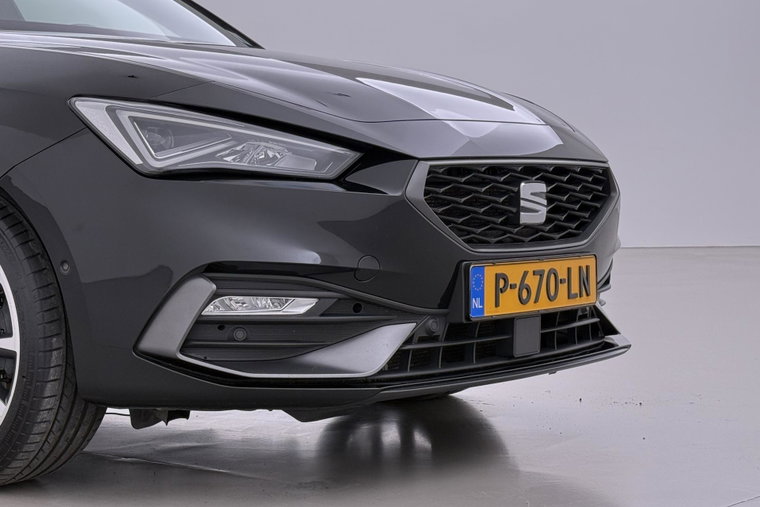 Vehicle Image 53