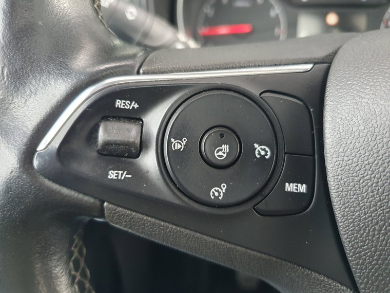 Vehicle Image 38