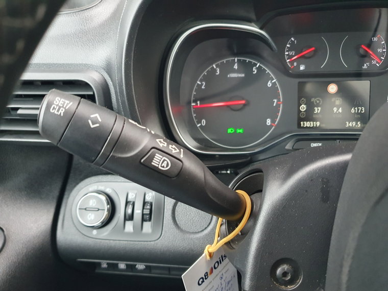 Vehicle Image 40