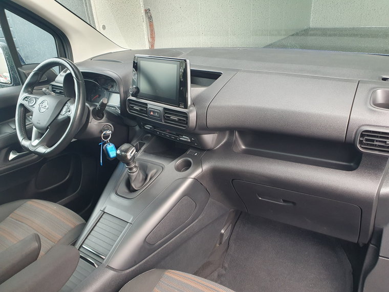 Vehicle Image 53