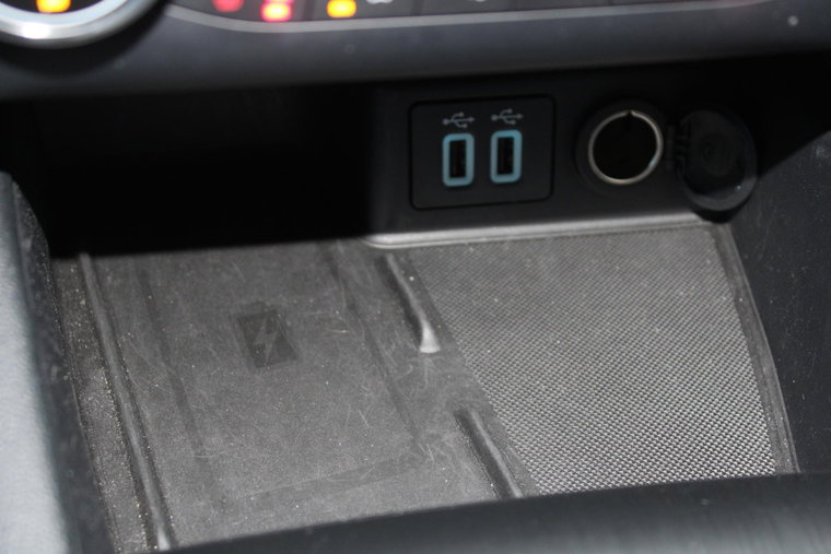 Vehicle Image 23