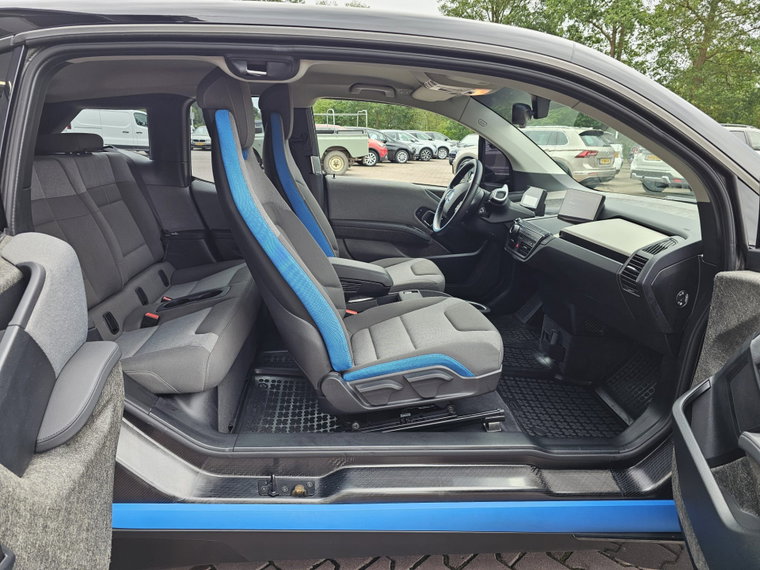 Vehicle Image 39