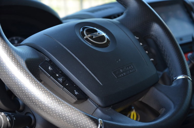 Vehicle Image 15
