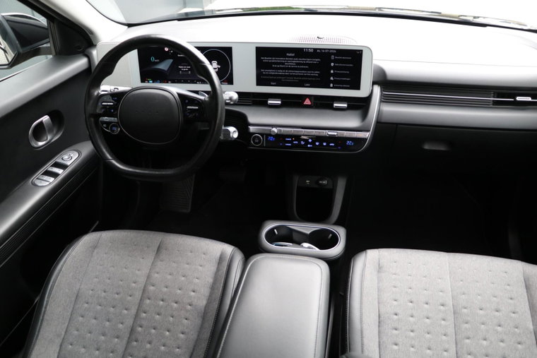 Vehicle Image 19