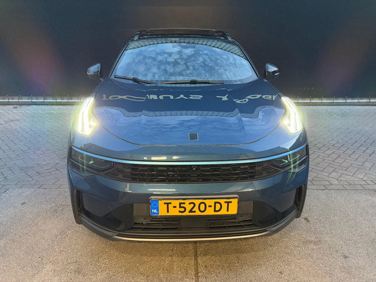 Vehicle Image 14