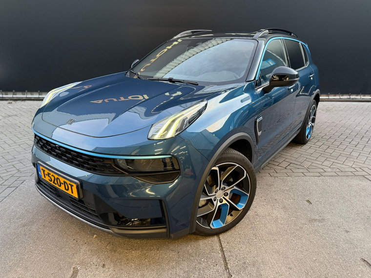 Vehicle Image 4