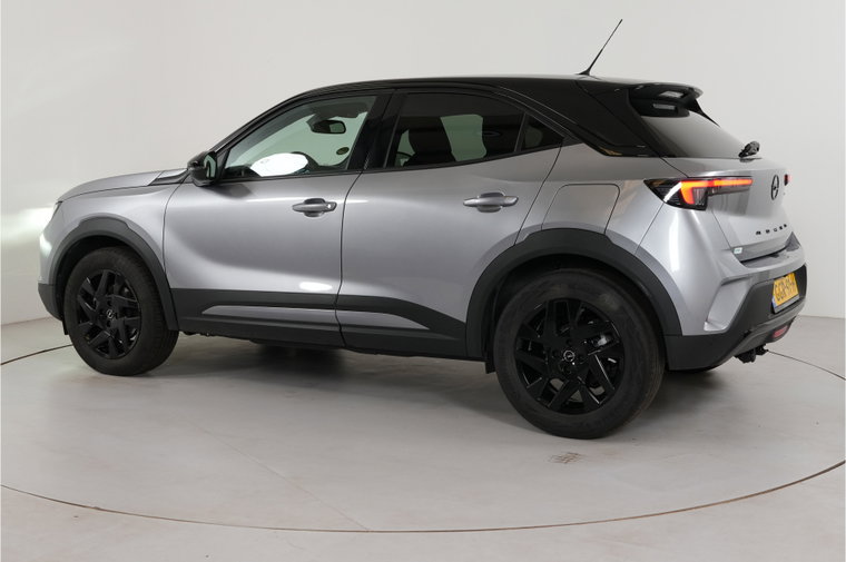 Vehicle Image 33