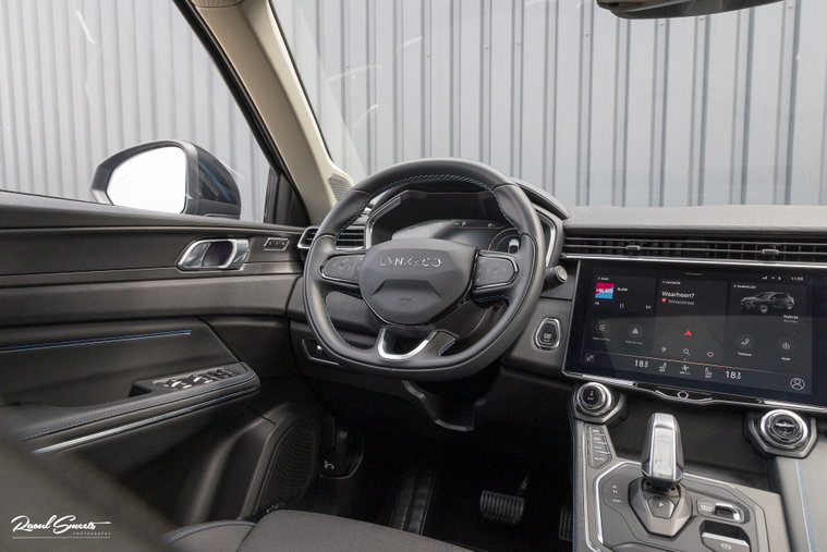 Vehicle Image 21