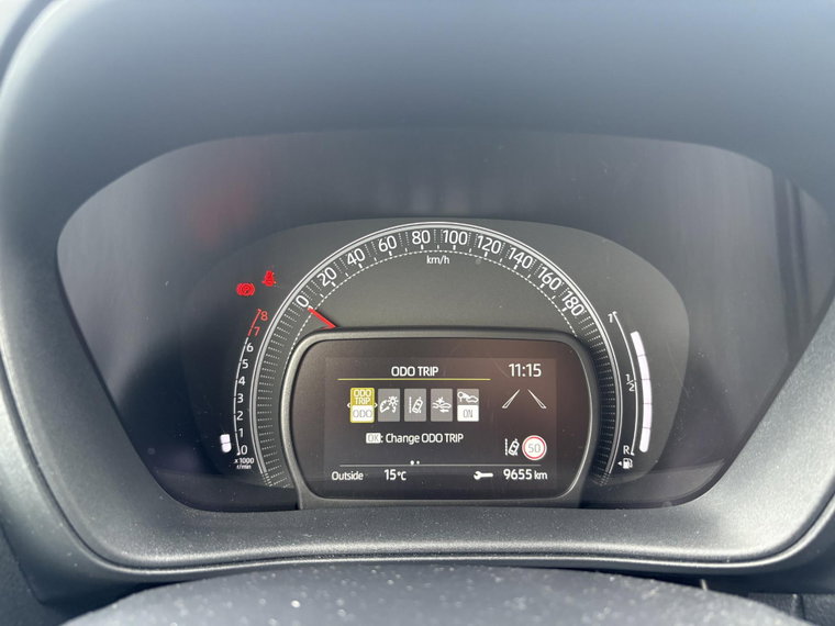 Vehicle Image 13