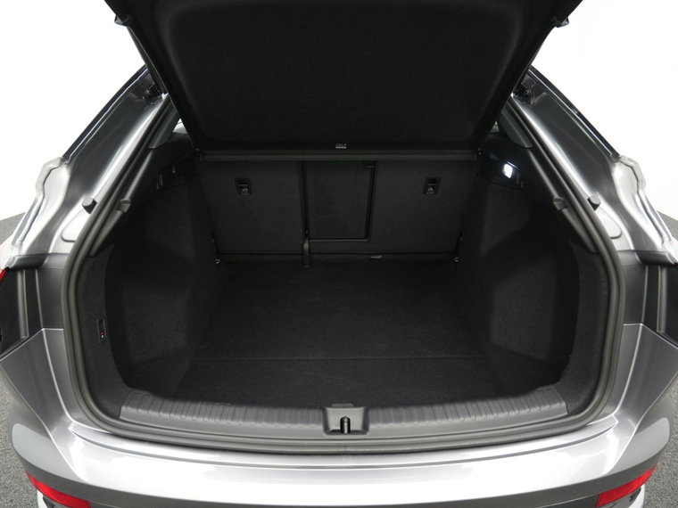 Vehicle Image 38