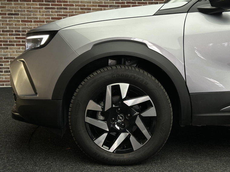 Vehicle Image 36