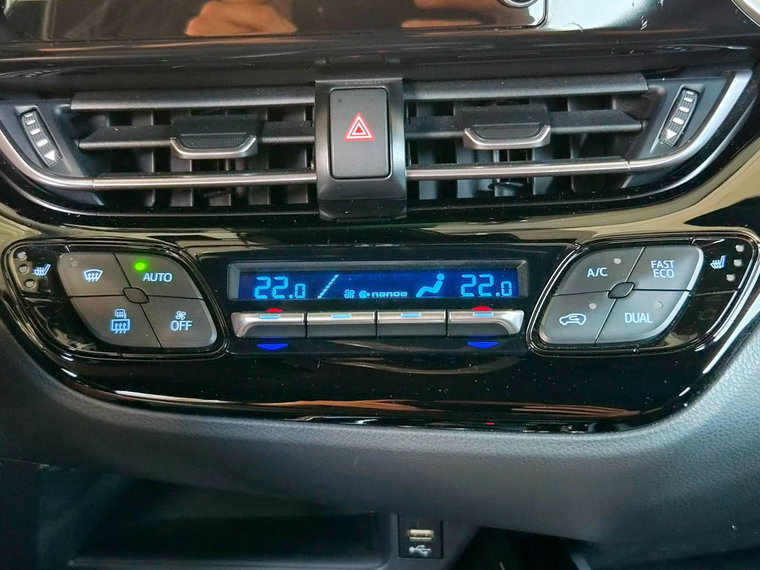 Vehicle Image 33