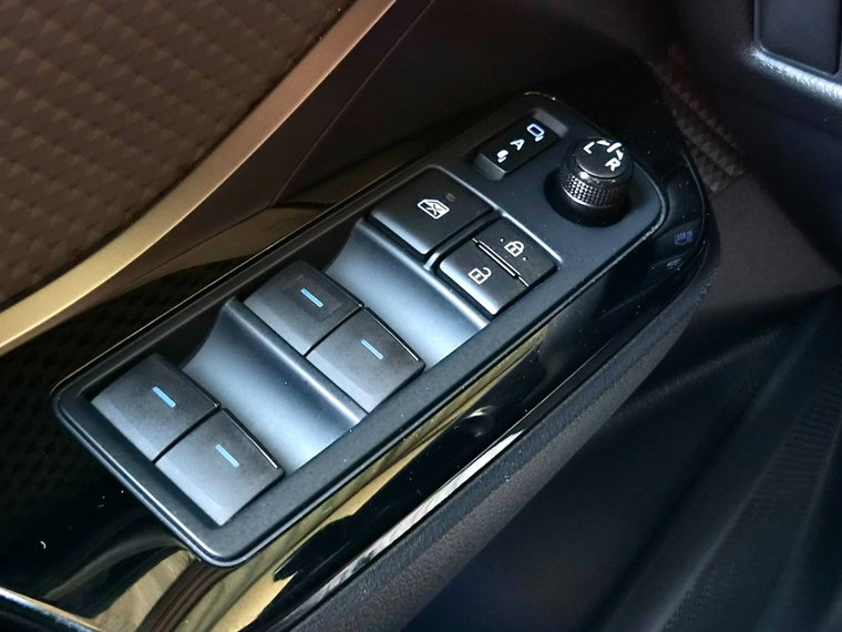 Vehicle Image 41
