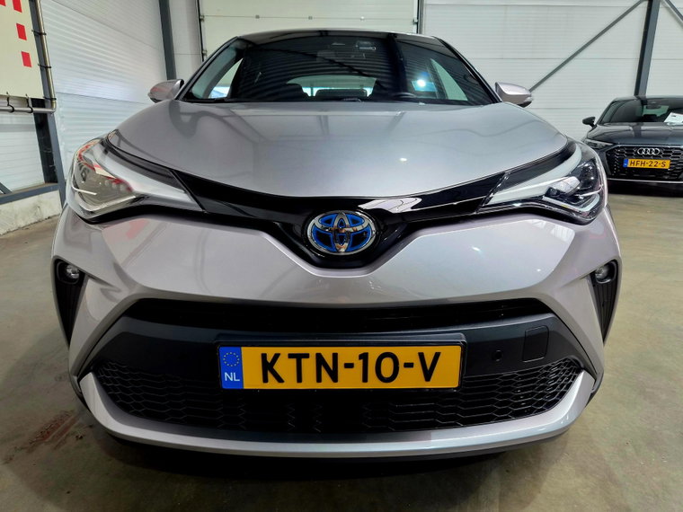 Vehicle Image 9