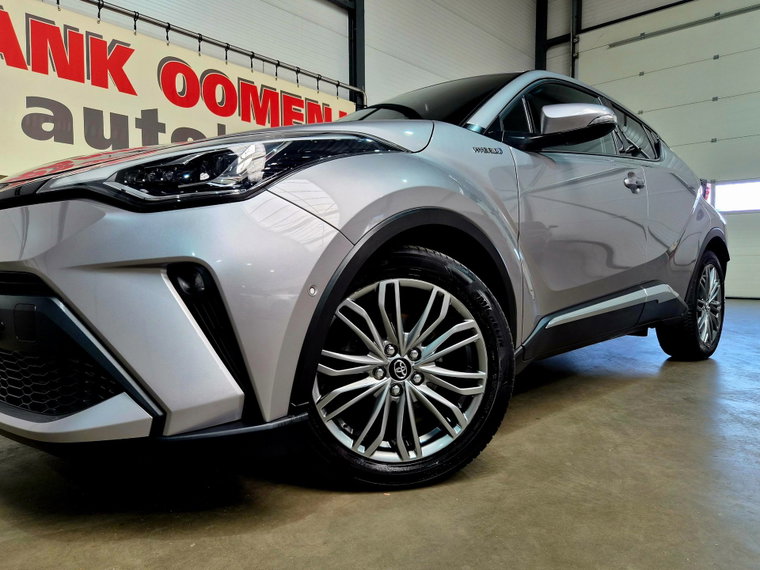 Vehicle Image 11