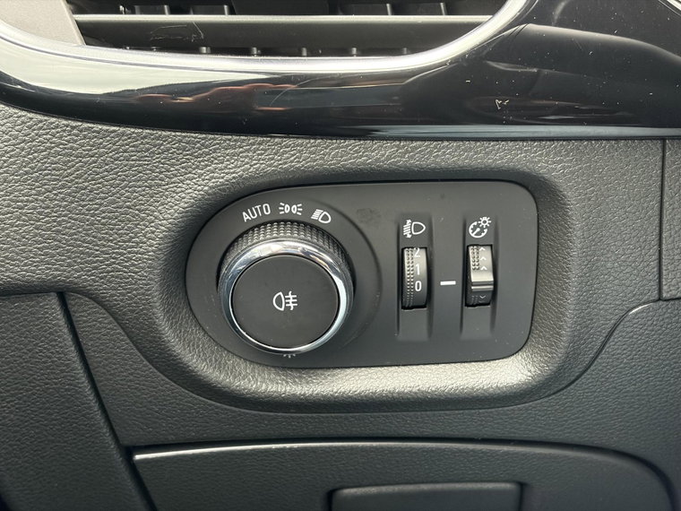 Vehicle Image 29