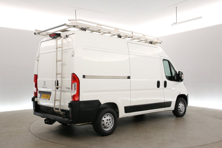 Vehicle Image 27