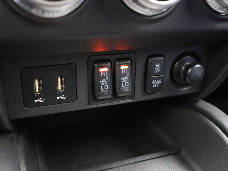 Vehicle Image 26