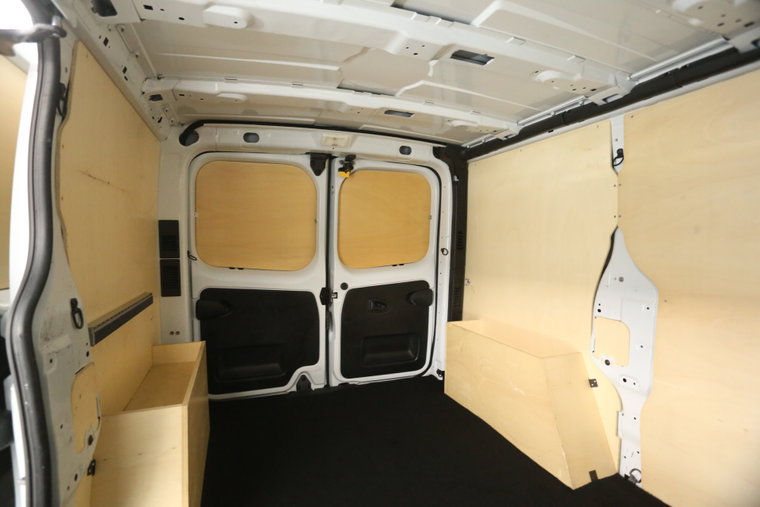 Vehicle Image 23
