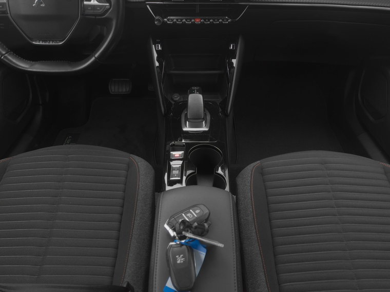 Vehicle Image 13